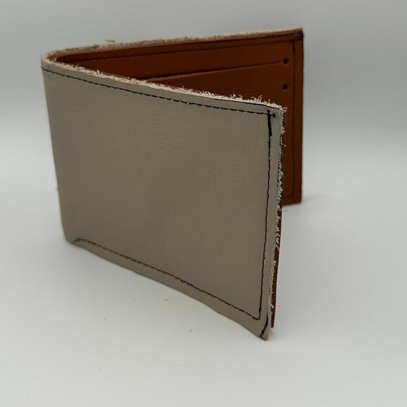 Minimalist Handmade Oaxaca Leather Wallet Beige Slim Bifold Card Holder - Picture 3 of 6